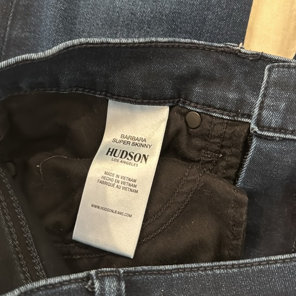 Hudson Barbara Super Skinny Cropped Ankle Jeans, size 27 - Picture 4 of 6